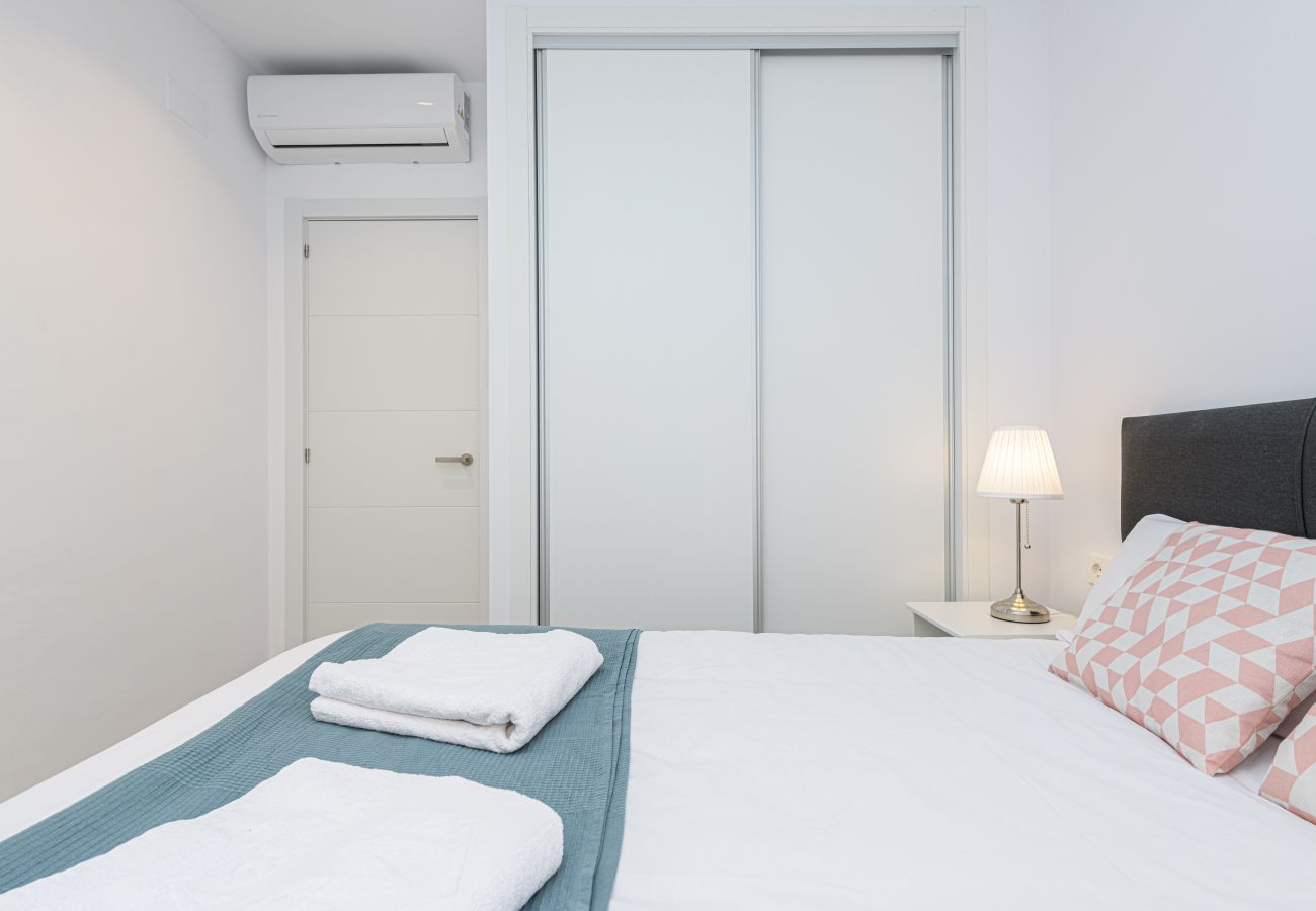 Apartment in Málaga - WintowinRentals Historical center, Quiet, Comfortable and Renovated.