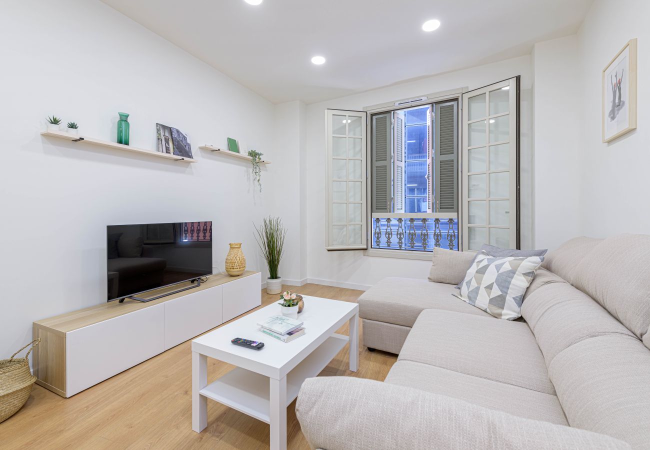 Apartment in Málaga - WintowinRentals Plaza del Teatro Historic Center of Malaga.