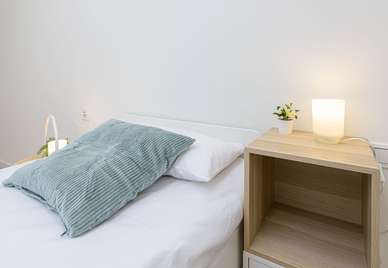 Apartment in Málaga - WintowinRentals Plaza del Teatro Historic Center of Malaga.