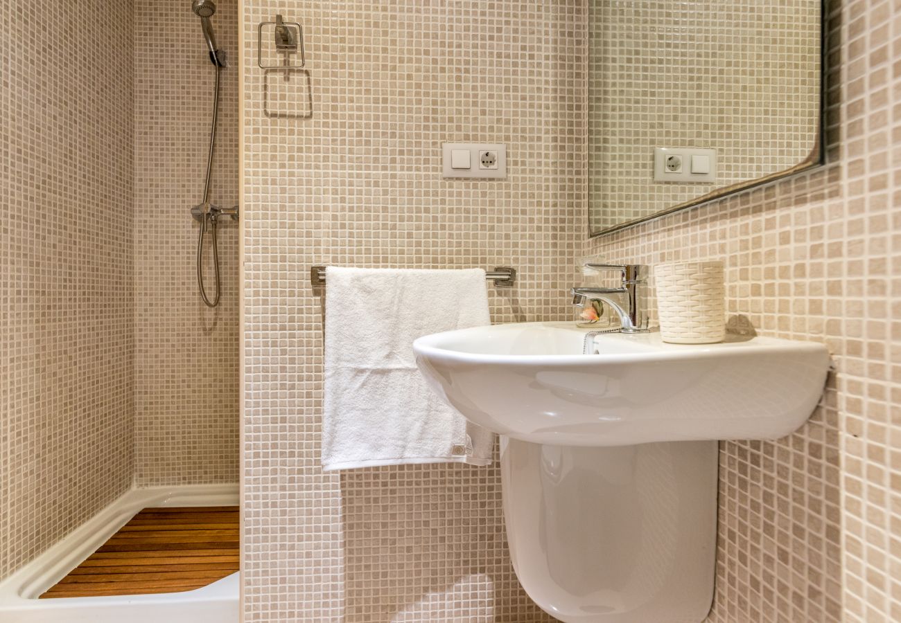 Apartment in Rincón de la Victoria - WintowinRentals Comfortable, Close to the beach, Pool