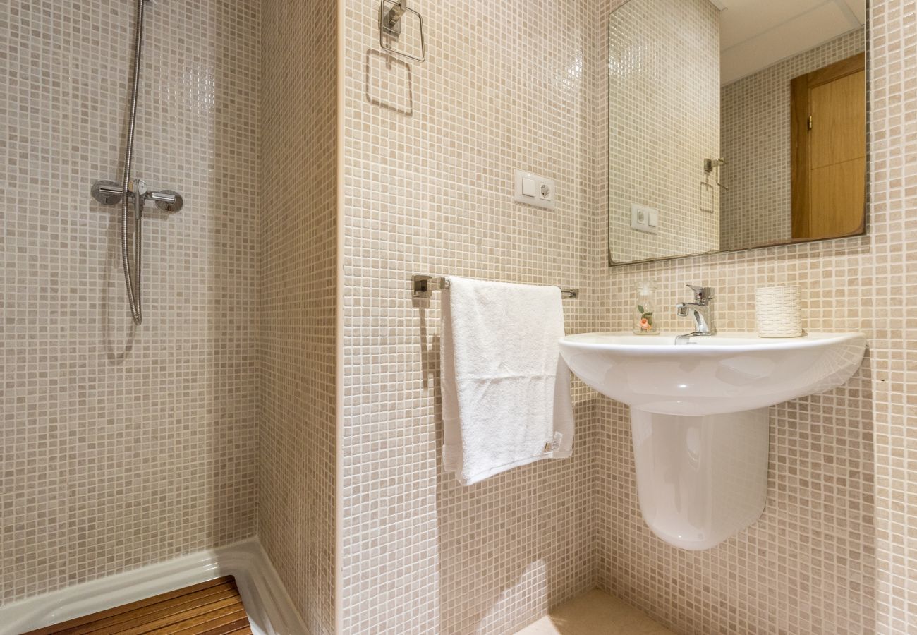 Apartment in Rincón de la Victoria - WintowinRentals Comfortable, Close to the beach, Pool