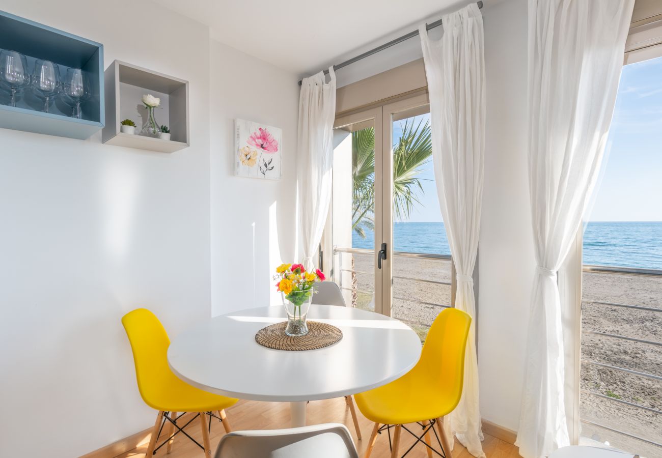 Apartment in Rincón de la Victoria - WintowinRentals BezmilianaPlaya Promenade Virgen del Carmen