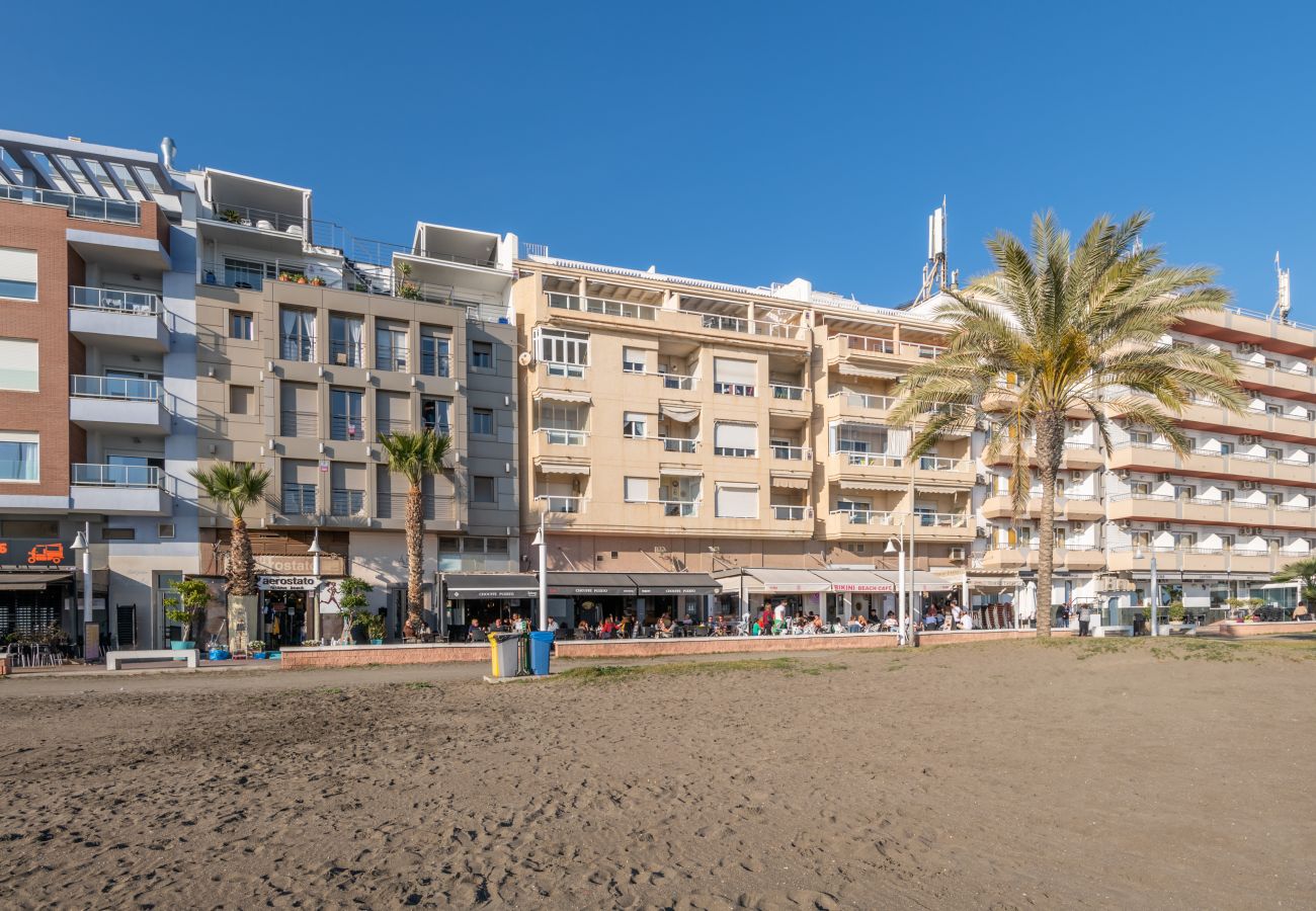 Apartment in Rincón de la Victoria - WintowinRentals BezmilianaPlaya Promenade Virgen del Carmen