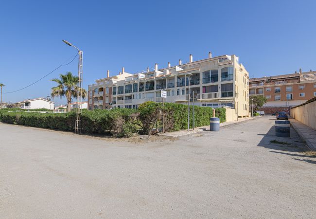 Apartment in Torre de Benagalbon - WintowinRentals Great Apartment & 1st Line Beach Apartment in Torre de Benagalbon - WintowinRentals Great Apartment & 1st Line Beach