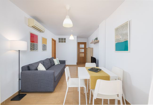 Apartment in Torre de Benagalbon - WintowinRentals Great Apartment & 1st Line Beach Apartment in Torre de Benagalbon - WintowinRentals Great Apartment & 1st Line Beach