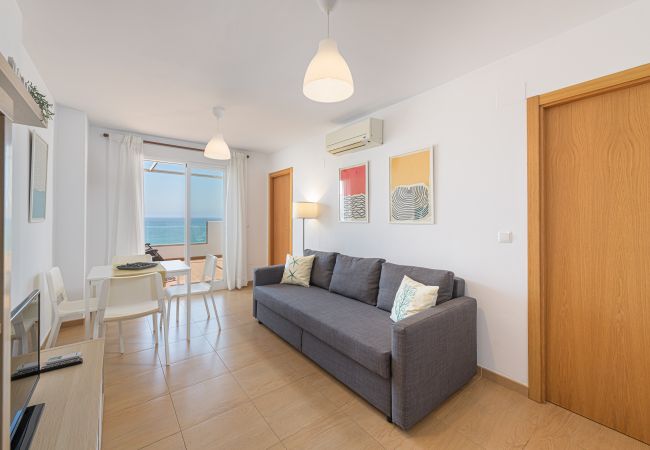 Apartment in Torre de Benagalbon - WintowinRentals Great Apartment & 1st Line Beach Apartment in Torre de Benagalbon - WintowinRentals Great Apartment & 1st Line Beach