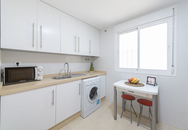 Apartment in Torre de Benagalbon - WintowinRentals Great Apartment & 1st Line Beach Apartment in Torre de Benagalbon - WintowinRentals Great Apartment & 1st Line Beach
