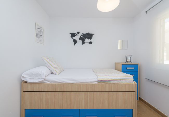 Apartment in Torre de Benagalbon - WintowinRentals Great Apartment & 1st Line Beach Apartment in Torre de Benagalbon - WintowinRentals Great Apartment & 1st Line Beach