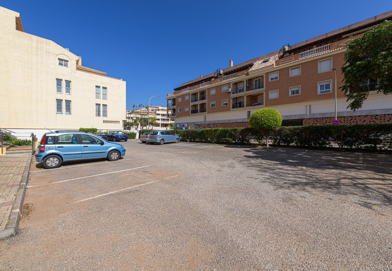 Apartment in Torre de Benagalbon - WintowinRentals Great Apartment & 1st Line Beach