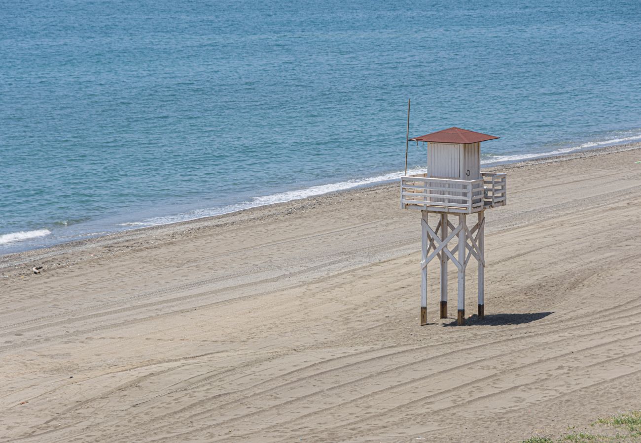 Apartment in Torre de Benagalbon - WintowinRentals Great Apartment & 1st Line Beach