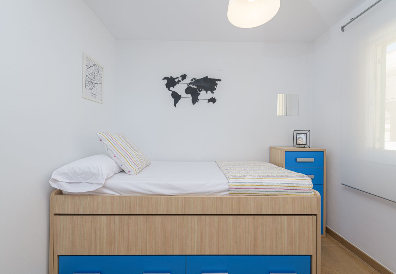 Apartment in Torre de Benagalbon - WintowinRentals Great Apartment & 1st Line Beach