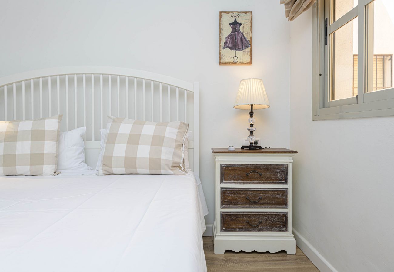 Apartment in Málaga - WintowinRentals Great Apartment, Central and Calm.