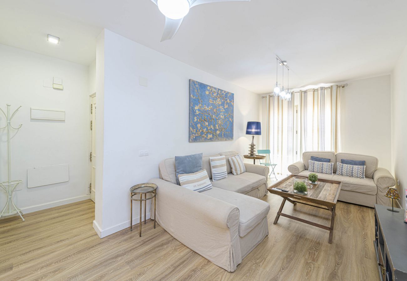Apartment in Málaga - WintowinRentals Great Apartment, Central and Calm.
