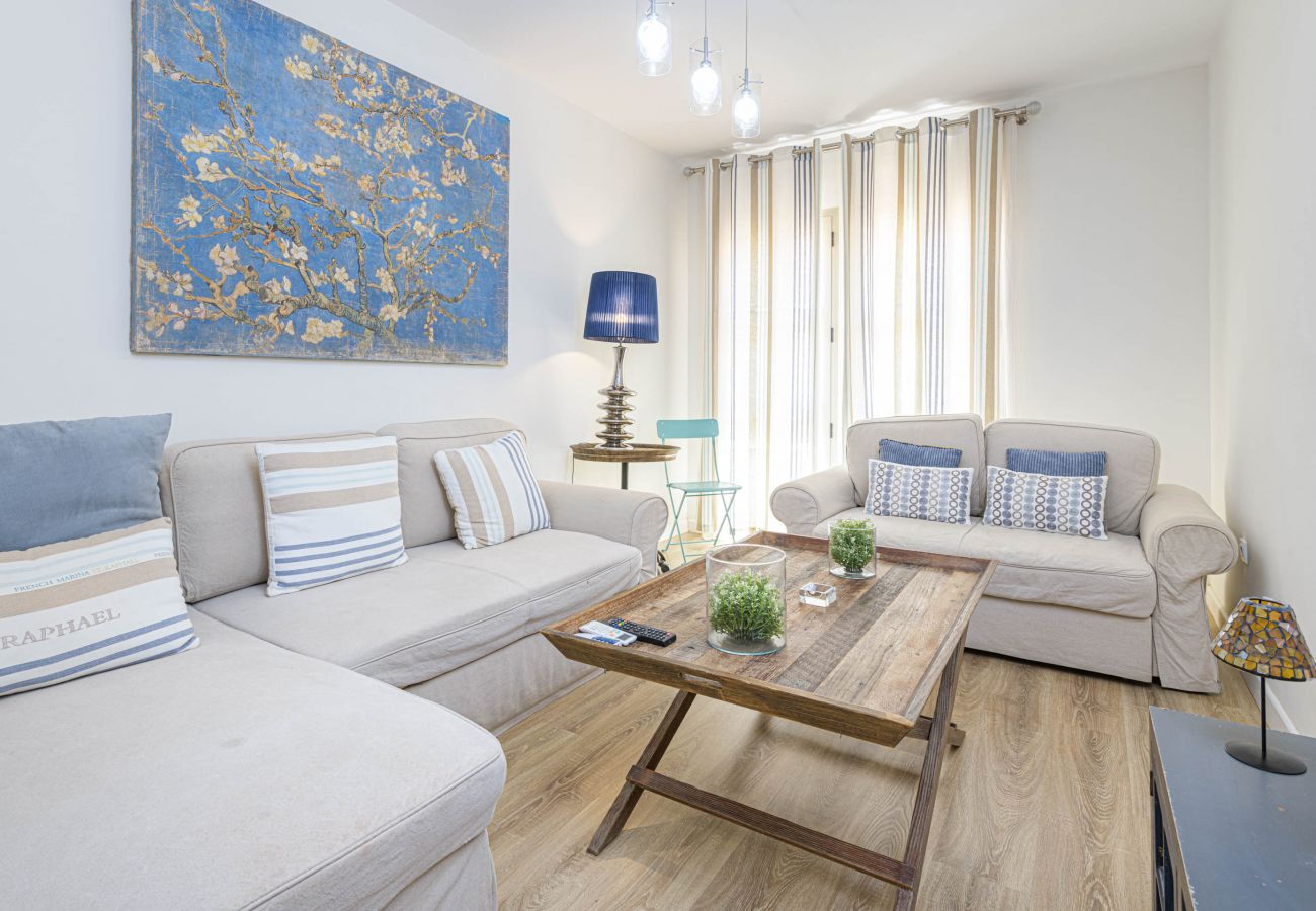 Apartment in Málaga - WintowinRentals Great Apartment, Central and Calm.