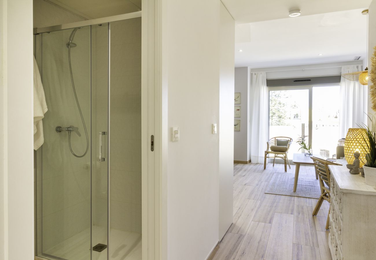 Apartment in Málaga - Huelin Suites by WintowinRentals Étnico