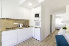 Apartment in Málaga - Huelin Suites by WintowinRentals Picasso.