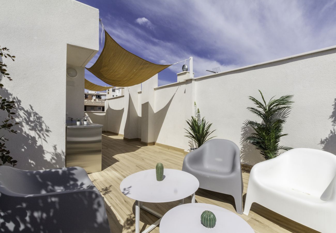 Apartment in Málaga - WintoWinRentals - Luxury penthouse with sea views.