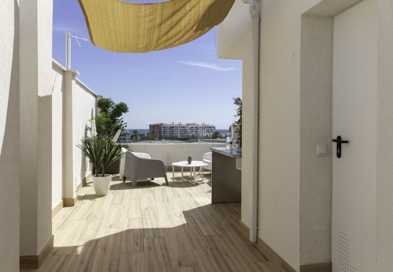 Apartment in Málaga - WintoWinRentals - Luxury penthouse with sea views.