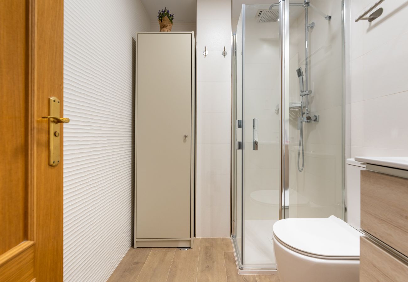 Apartment in Málaga -  WintowinRentals - Fabulous Location, Comfort and WIFI