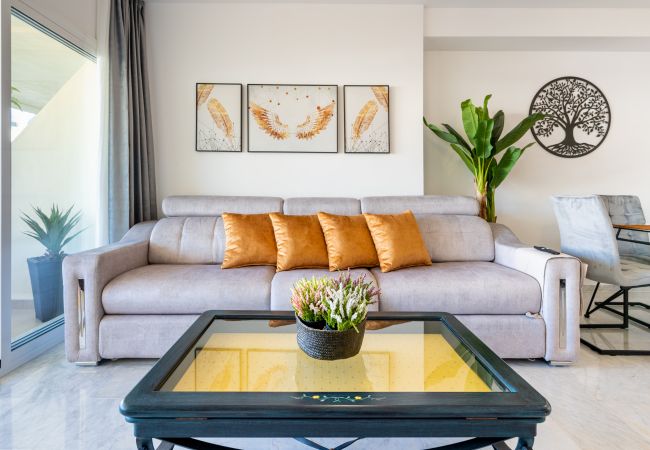 Apartment in Benalmádena - WintowinRentals Luxury apartment in the middle of Puerto Marina. Apartment in Benalmádena - WintowinRentals Luxury apartment in the middle of Puerto Marina.