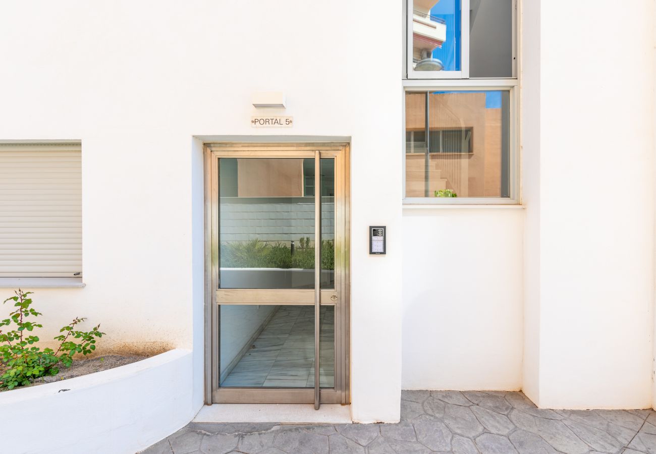 Apartment in Torremolinos - WintowinRentals Whitestones Amazing Apartment