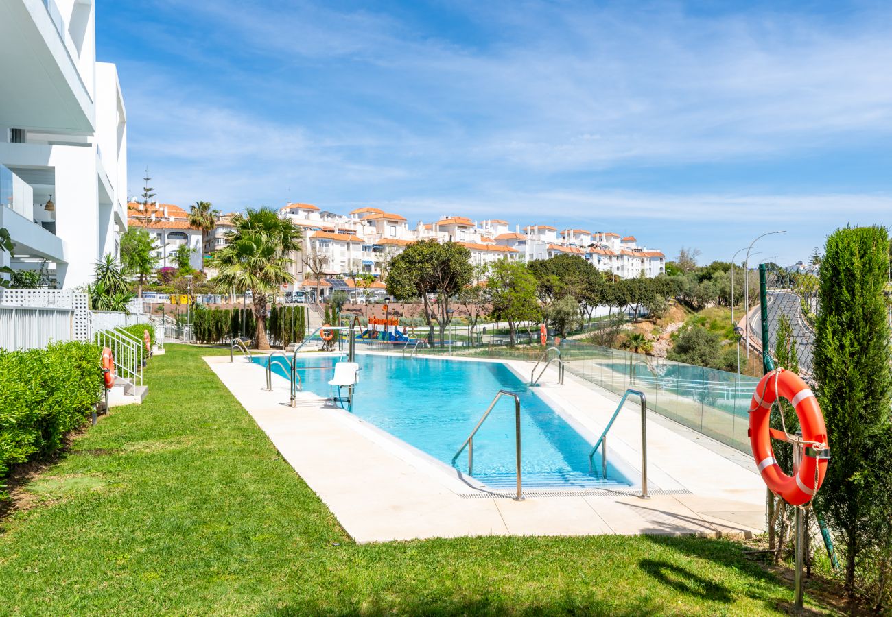 Apartment in Torremolinos - WintowinRentals Whitestones Amazing Apartment