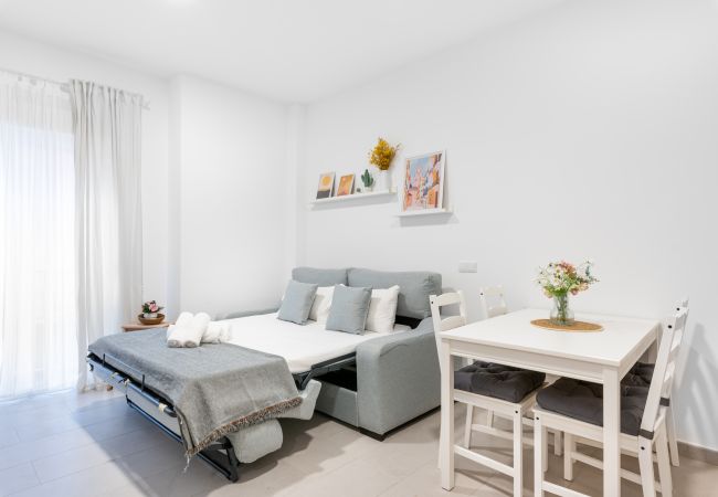 Apartment in Málaga - WintowinRentals Superb New-look Apartment  Apartment in Málaga - WintowinRentals Superb New-look Apartment