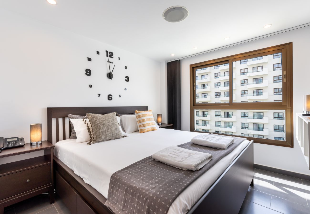 Apartment in Torremolinos - WintowinRentals Executive apt in OCEAN HOUSE Complex 