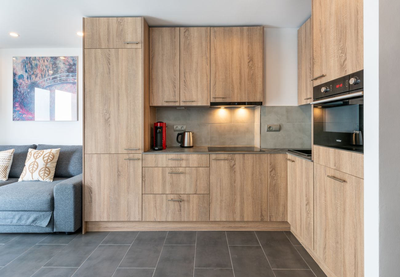 Apartment in Torremolinos - WintowinRentals Executive apt in OCEAN HOUSE Complex 