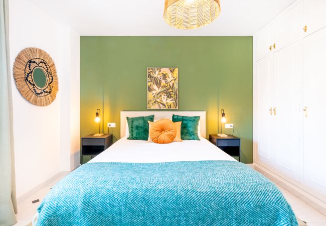  in Málaga - Your Home Steps from the Center