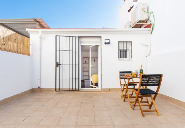 Terraced House in Málaga - WintowinRentals Huelin House Terraza Chill out 2 Terraced House in Málaga - WintowinRentals Huelin House Terraza Chill out 2