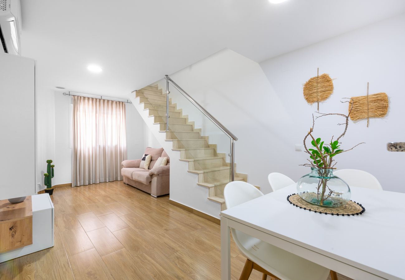 Terraced House in Málaga - WintowinRentals Huelin House Chill Out Terrace Nº1