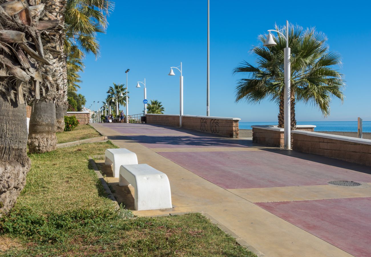 Apartment in Rincón de la Victoria - WintowinRentals  Dream Apartment next to the beach.