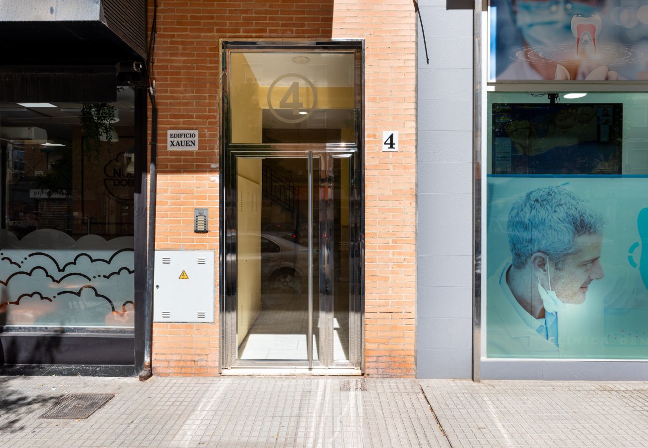 Apartment in Málaga - WintowinRentals Quiet Apartment, Very good location.