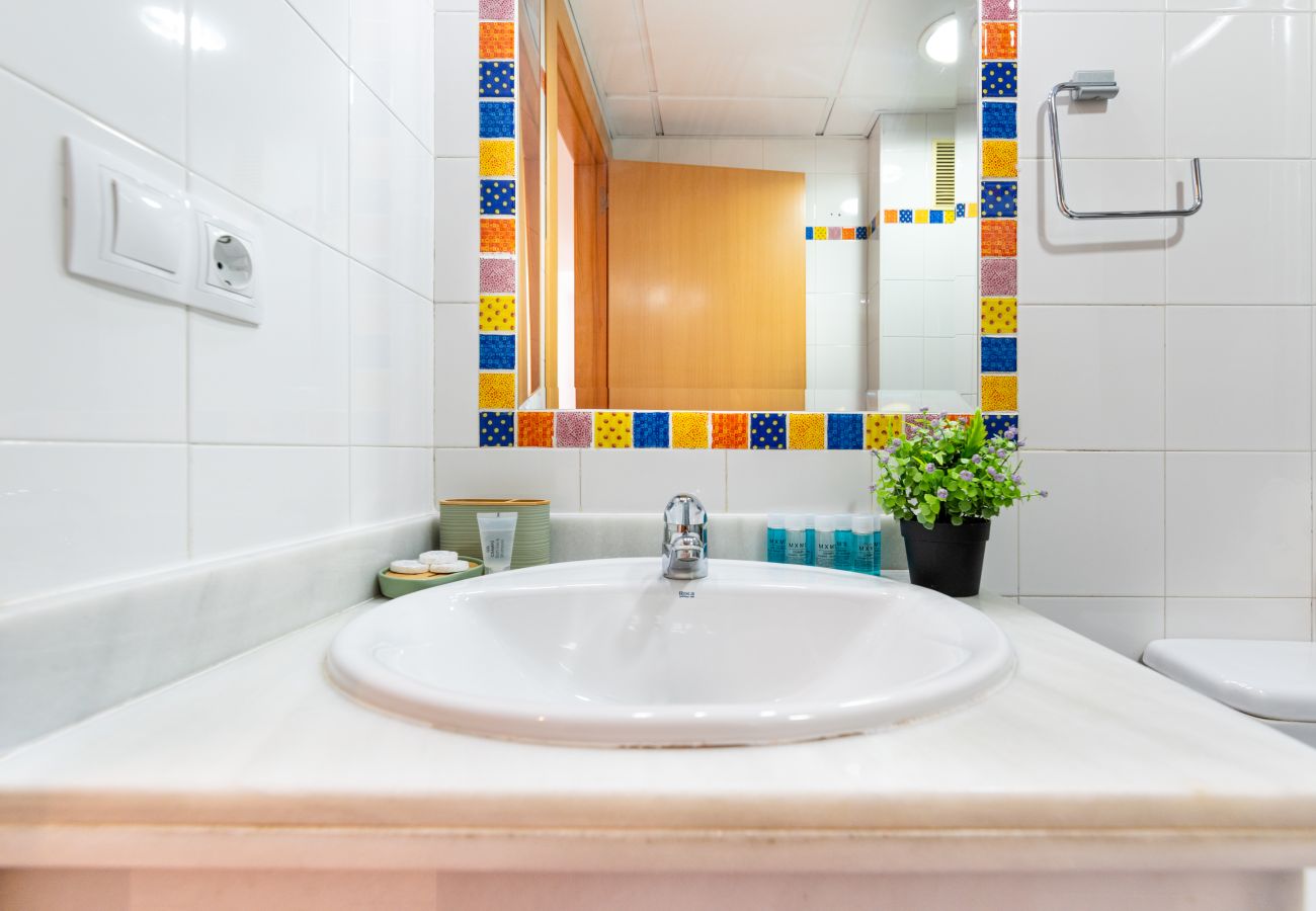 Apartment in Málaga - WintowinRentals Quiet Apartment, Very good location.