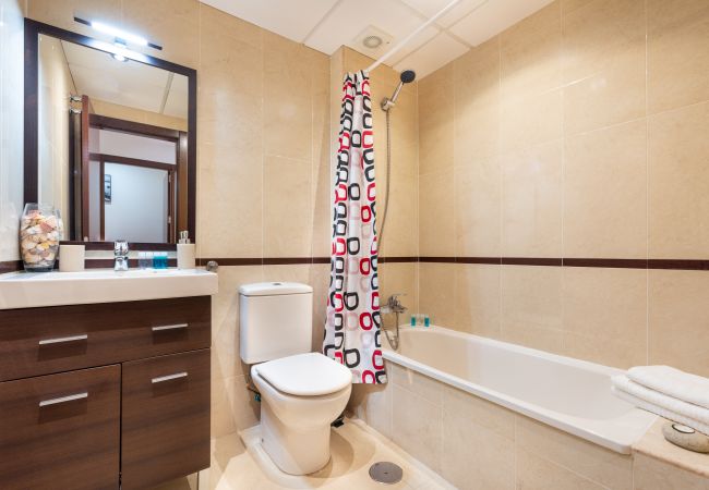 Apartment in Torre de Benagalbon - WintowinRentals Relax, Playa, Wifi & Parking Apartment in Torre de Benagalbon - WintowinRentals Relax, Playa, Wifi & Parking