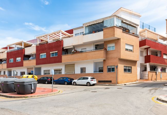 Apartment in Torre de Benagalbon - WintowinRentals Relax, Playa, Wifi & Parking Apartment in Torre de Benagalbon - WintowinRentals Relax, Playa, Wifi & Parking