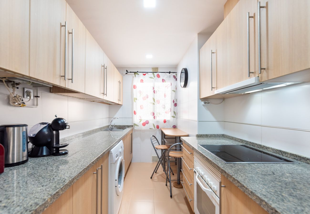 Apartment in Torre de Benagalbon - WintowinRentals Relax, Playa, Wifi & Parking