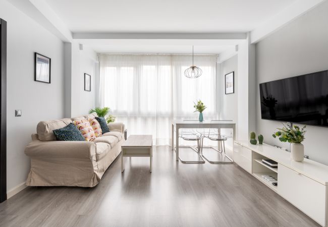  in Málaga - WintowinRentals Well Located, Complete and Cozy Apartment in Málaga