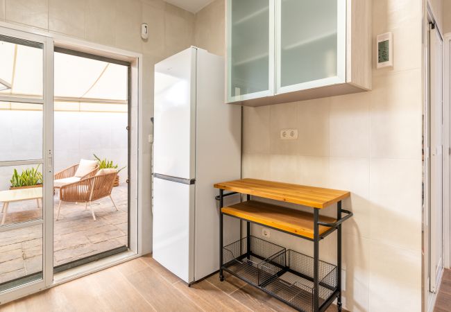 Apartment in La Cala del Moral - WintoWinRentals - Beachfront little villa. Apartment in La Cala del Moral - WintoWinRentals - Beachfront little villa.