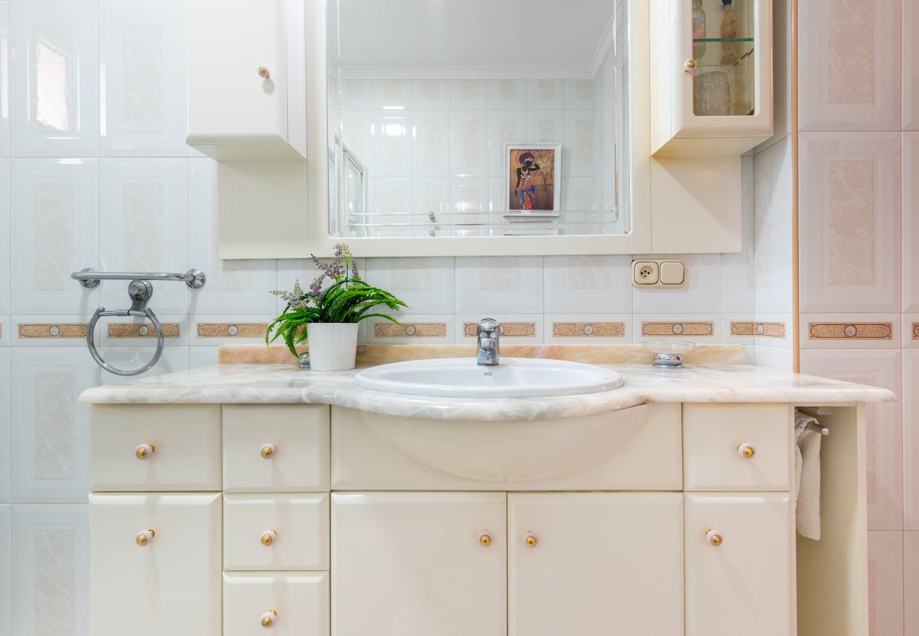 Apartment in Málaga - WintowinRentals Central and Bright Apartment in the Heart of Malaga