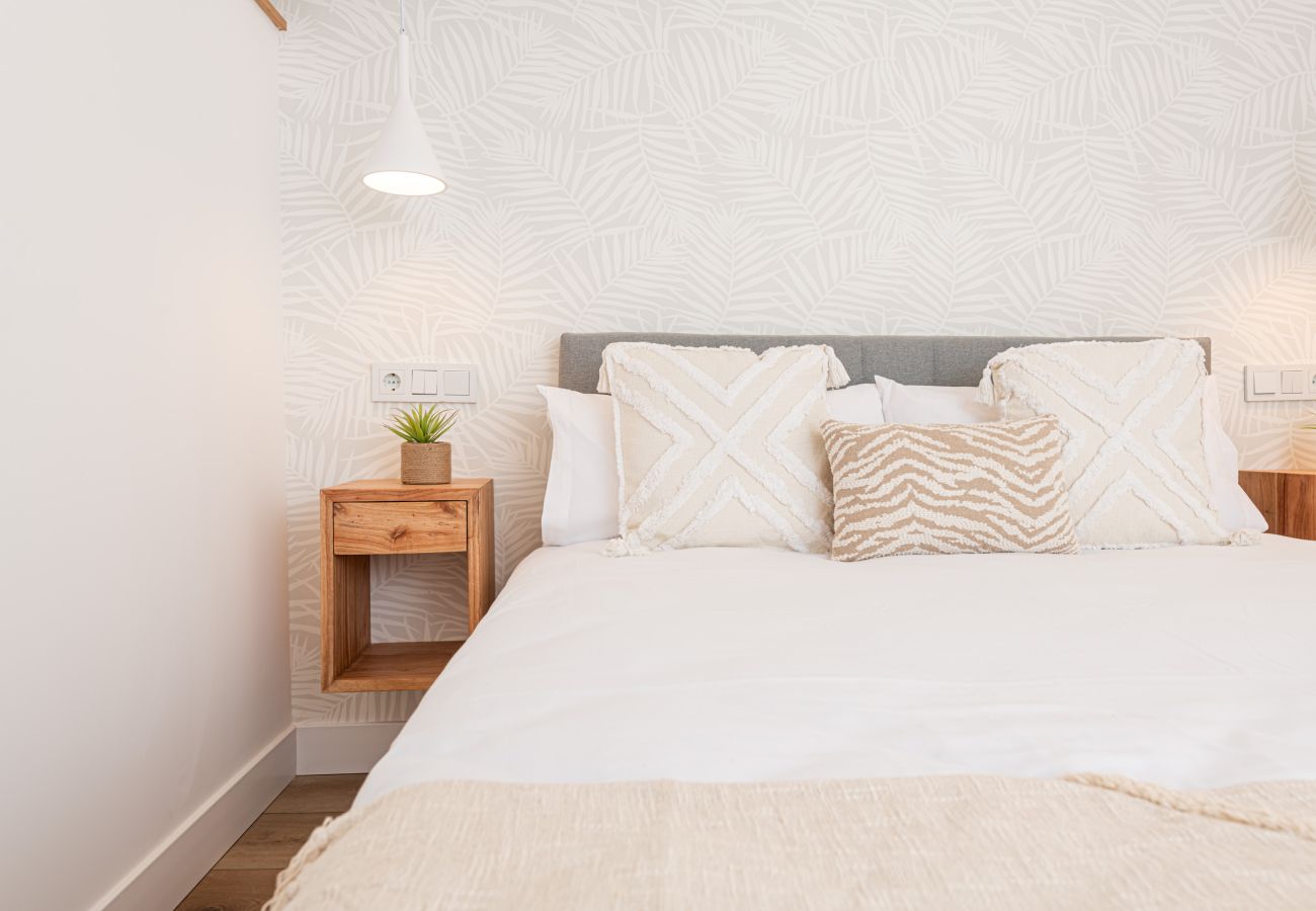 Apartment in Málaga - HM1B GOLETA SUITES 1B