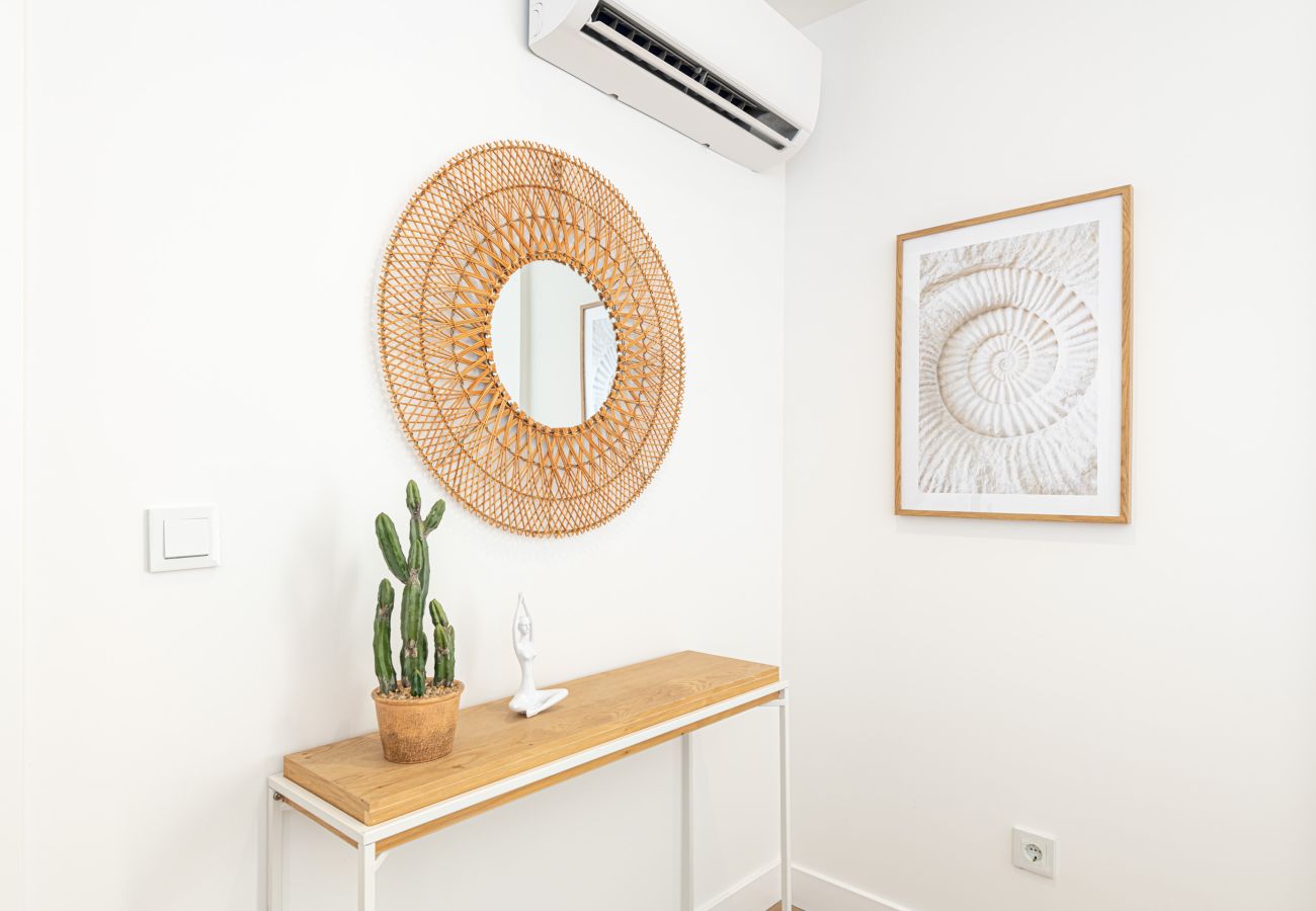 Apartment in Málaga - HM1B GOLETA SUITES 1B