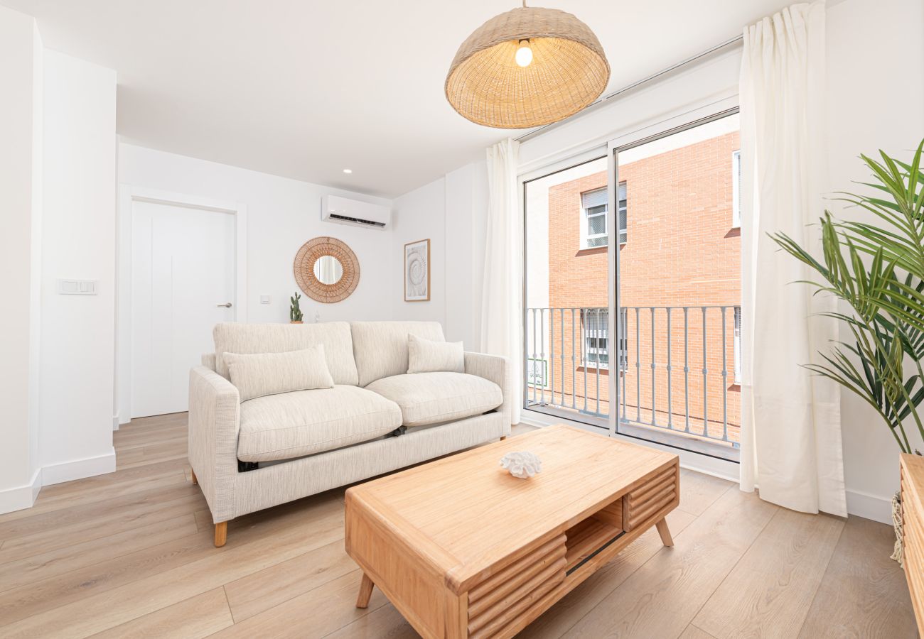 Apartment in Málaga - HM1B GOLETA SUITES 1B