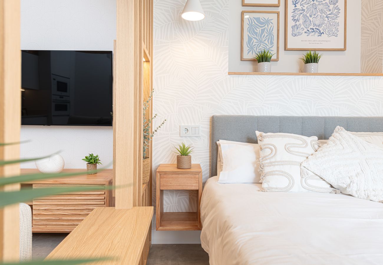 Studio in Málaga - HM0C GOLETA SUITES 0C