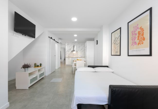 Apartment in Málaga - WintowinRentals Altamira Suites Ground Floor Apartment in Málaga - WintowinRentals Altamira Suites Ground Floor