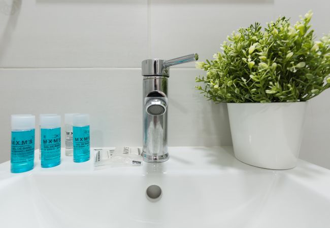 Apartment in Málaga - WintowinRentals Altamira Suites Ground Floor Apartment in Málaga - WintowinRentals Altamira Suites Ground Floor