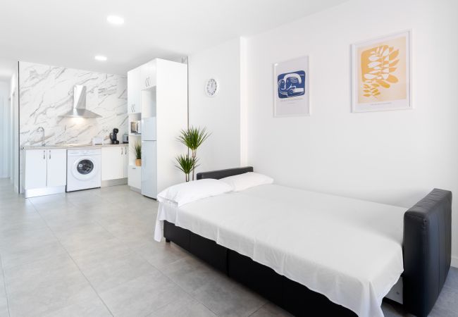 Apartment in Málaga - WintowinRentals Altamira Suites High Floor Apartment in Málaga - WintowinRentals Altamira Suites High Floor
