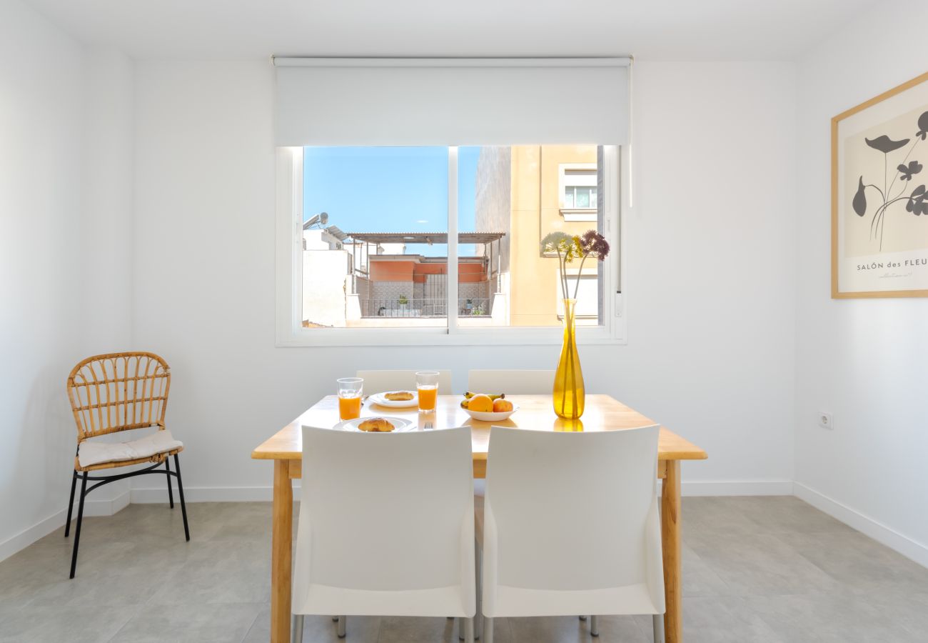 Apartment in Málaga - WintowinRentals Altamira Suites High Floor