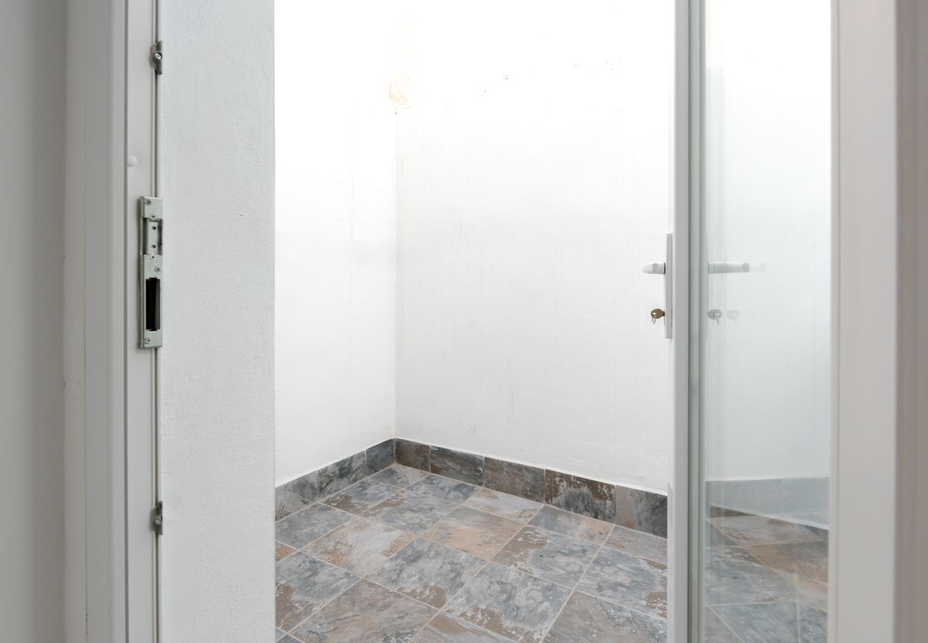 Apartment in Málaga - WintowinRentals Altamira Suites High Floor